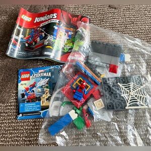 LEGO Spider-Man Set Incomplete Includes Spider Man Mini Figure